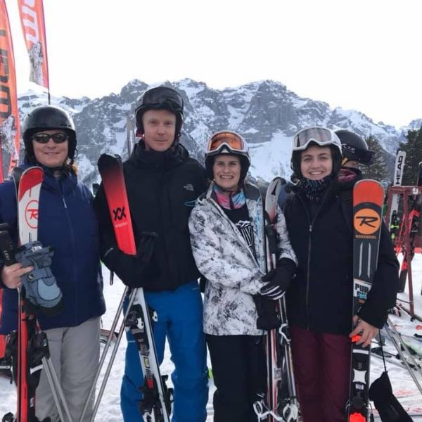 Staff Ski